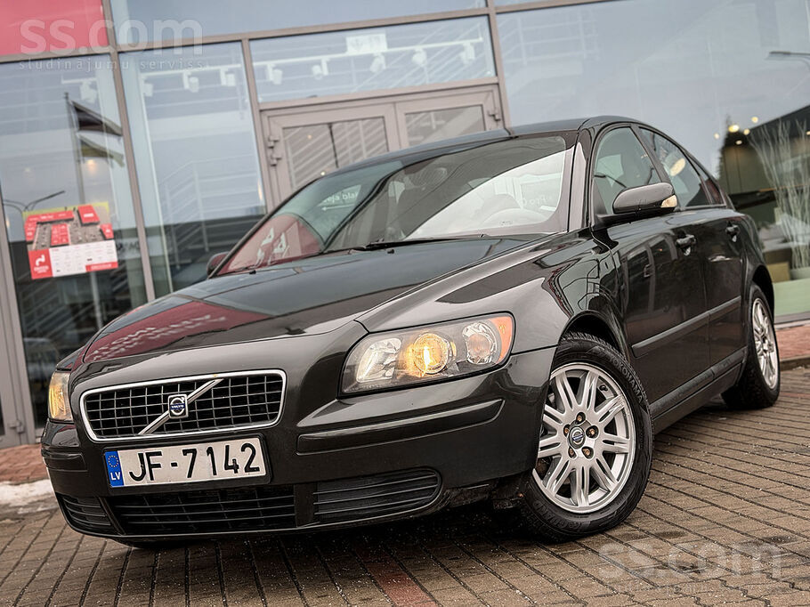 Volvo Pilnīgi jauna T. A. Teicamā tehniskā un vizuālā st