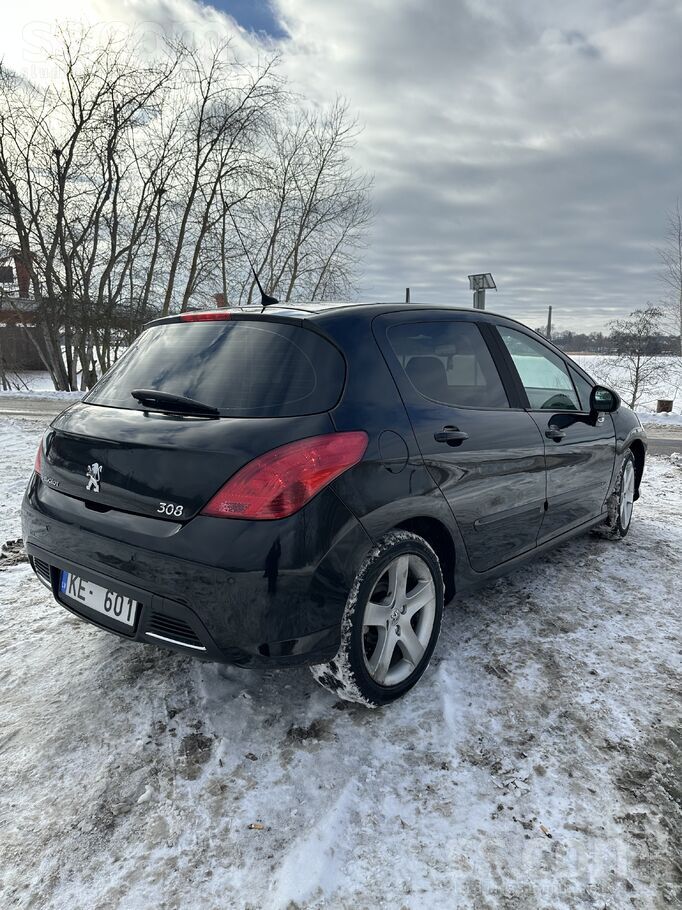Pārdodu Peugeot 308 1.6 benzīns Turbo ar automātisko ātrumkārbu. Oriģināls n