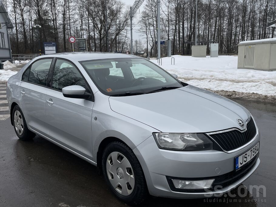 Pārdodu Škoda Rapid 1.6 dīzeli. Auto tehniski ļoti labā stāvoklī, nav nekāda