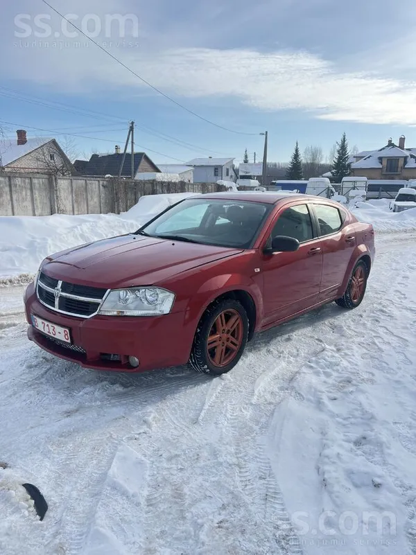 Dodge Авто в хорошем состоянии , коробка и мотор работаю
