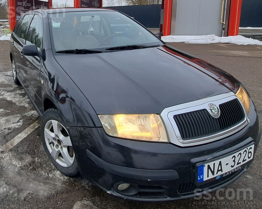 Skoda Продам хорошую экономичную Skoda Fabia 2006 года 1