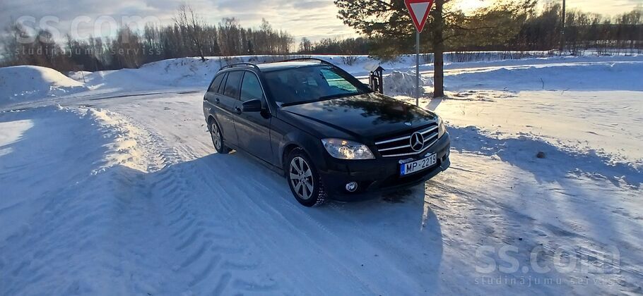 Mercedes Jauna TA,