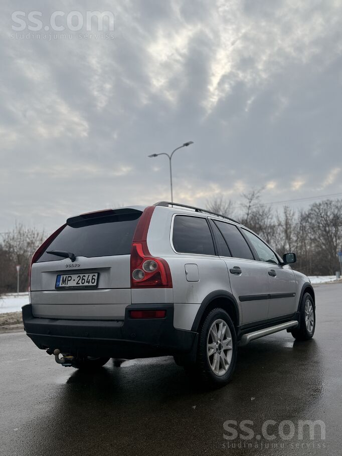 Volvo Pārdodu uzticamu un drošu Volvo Xc90 ar 120kW dīze
