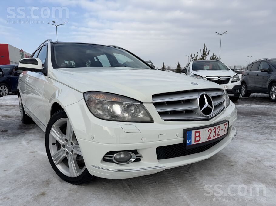 4x4 (4matic), 3.0D 165kW. Ļoti labā kompletācija. Elektrosēdekļi ar atmiņu,