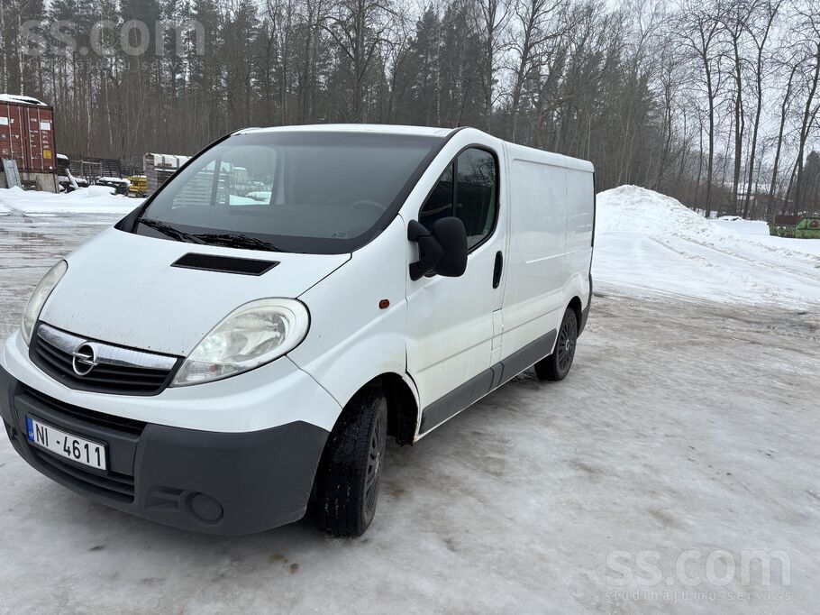 Pārdod Opel Vivaro 2008.gads 2.0. galvenokārt izmantots tikai motociklu vadā