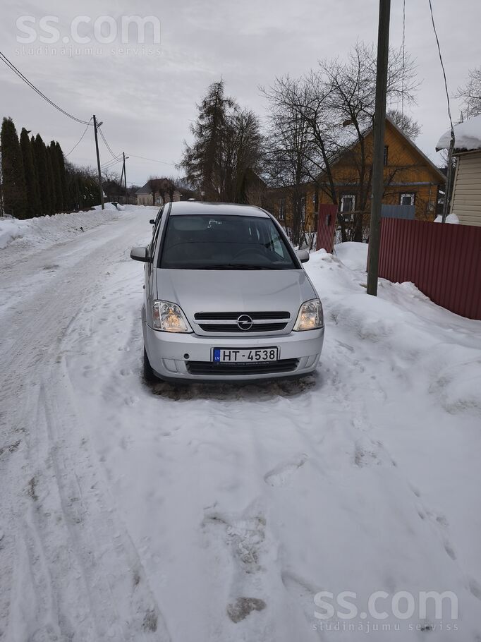 Opel Авто ездит. Дефект коробки передач . Больше информ