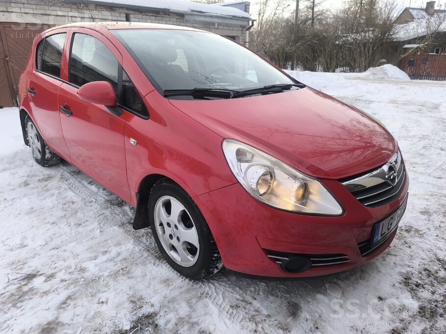 Opel Pārdodu avto labā tehniskā stāvokli. Latvijā 1 sai