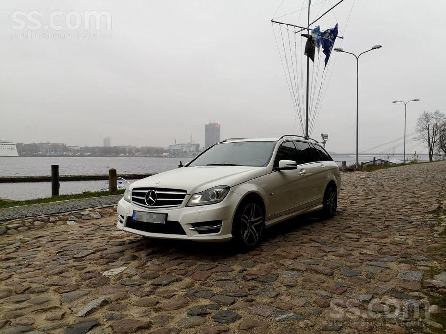 Mercedes Merceds Benz C200 Amg facelift. Pārdod MB labā teh