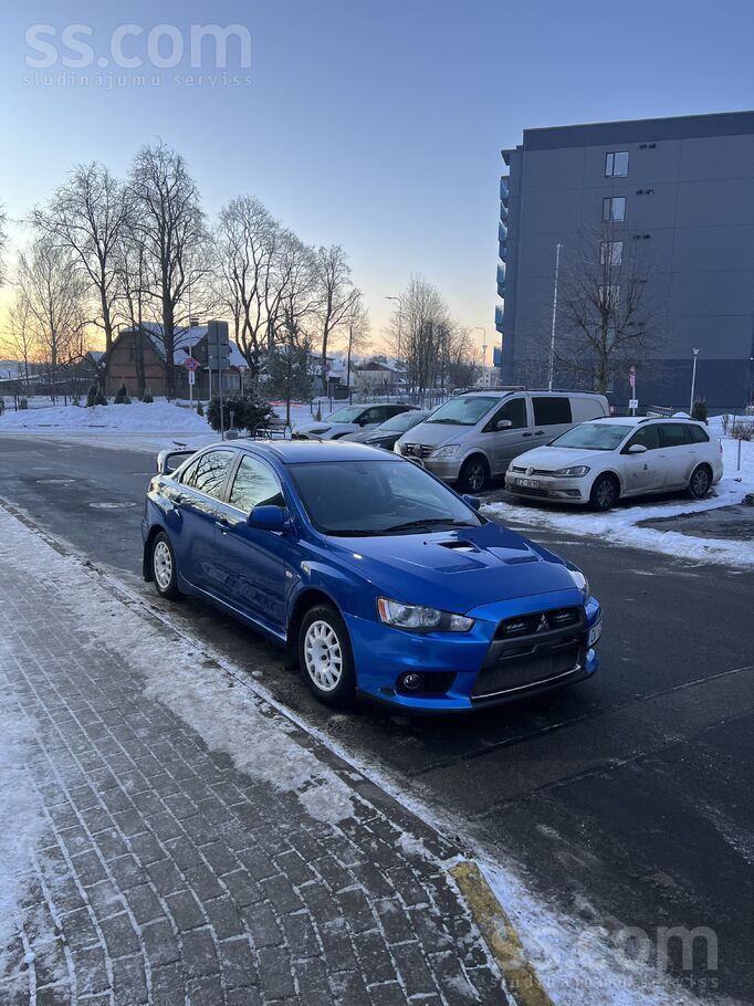 Mitsubishi Lancer Evolution X ar Sst kārbu. Tehniskā apskate uz gadu līdz 08