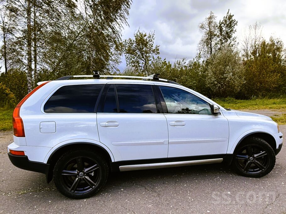 Volvo Lielisks ģimenes auto piedāvājums. Nopietnam pircē