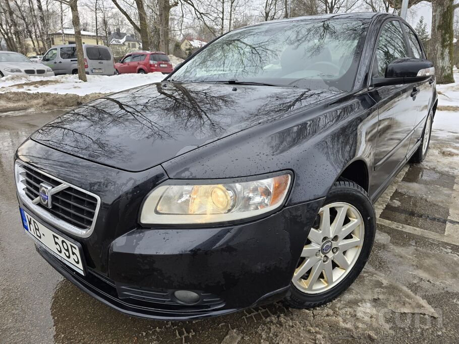 Volvo Pārdod Volvo S40, 1, 6 TD ar 80kW, manuālā ātrumkā