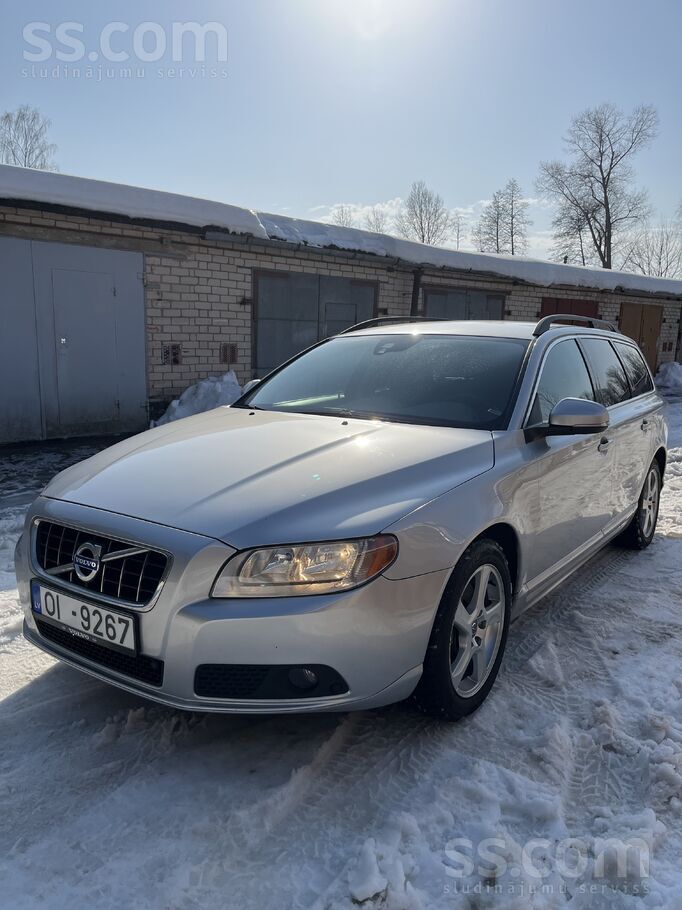 Volvo Volvo v70 2013 год, 2.0 dizel. В отличном состояни