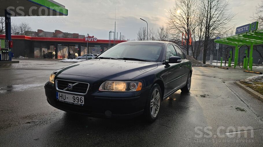 Volvo Pārdodu Volvo S60 2007. gada, 2.4 dīzeļa dzinējs.