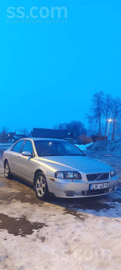 Volvo Pārdodu vai mainu pret jaunāka gada S80. Jauns aku