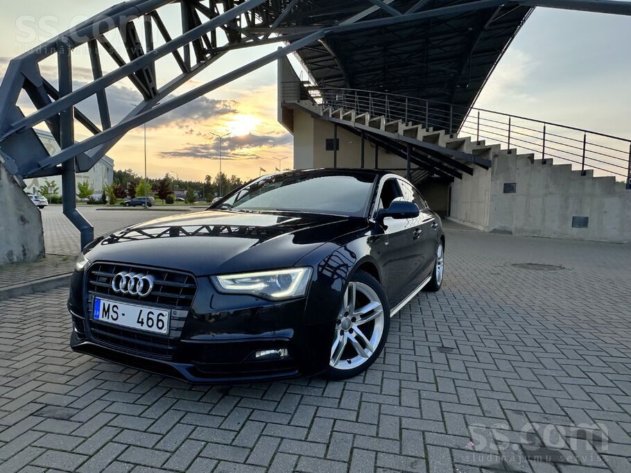 Audi A5 Sportback. Pilns S-Line, 125 kW benzīns. Pārbau