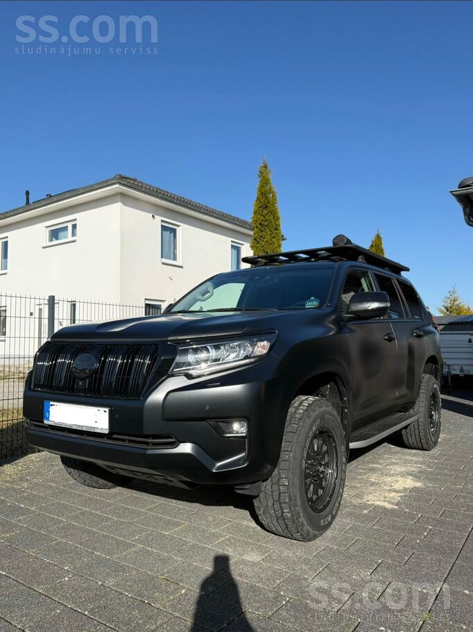 Toyota Pardod Toyota Land Cruiser Tec-Edition