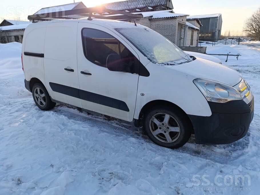 Citroen Citroen Berlingo ar Jaunu TA. 