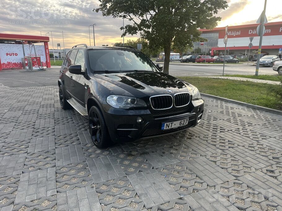BMW Pardodu , mainu
