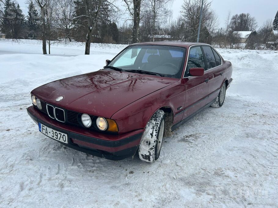 BMW Uz tirgu iet šis e34. nav ne tuvu ideāls, bet, nav