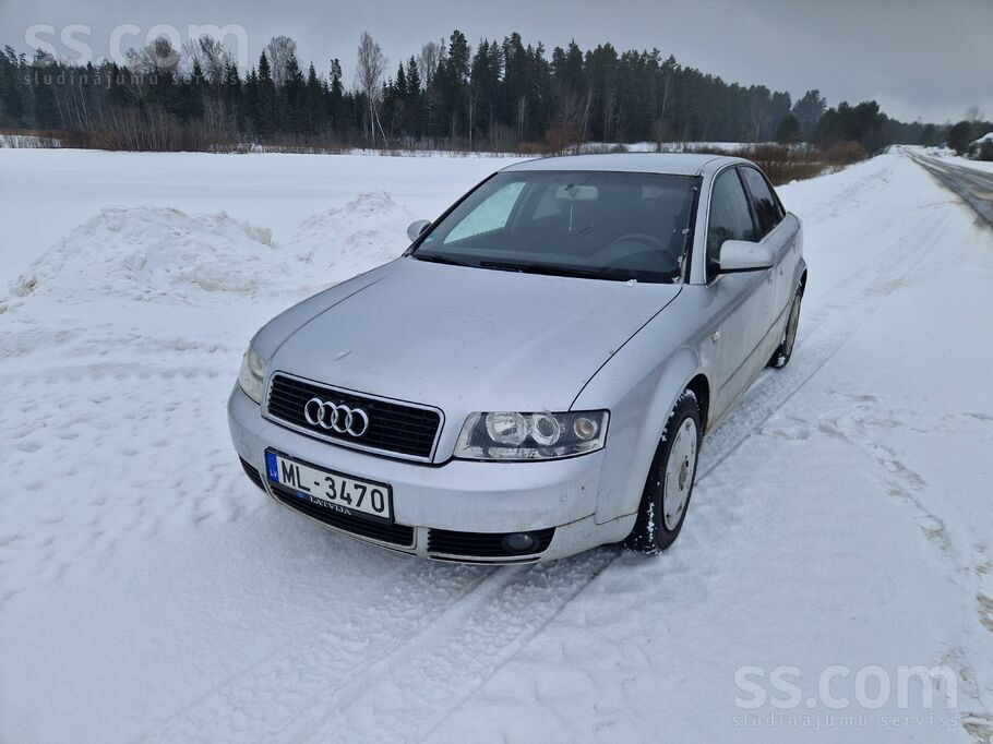 Audi Pārdodu Audi A4 2004.gada. Manuālā ātrumkārba (6 ā