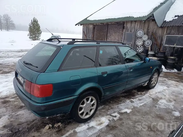 Audi Pārdodu audi 80 b4 avant 1.6 74kw pilnā iešprice ,