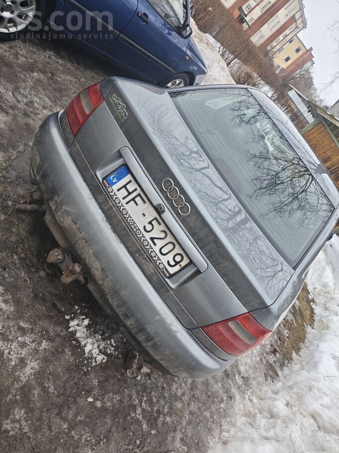 Audi Rūc brauc bremzē, uz skati jānomaina priekšējie lu