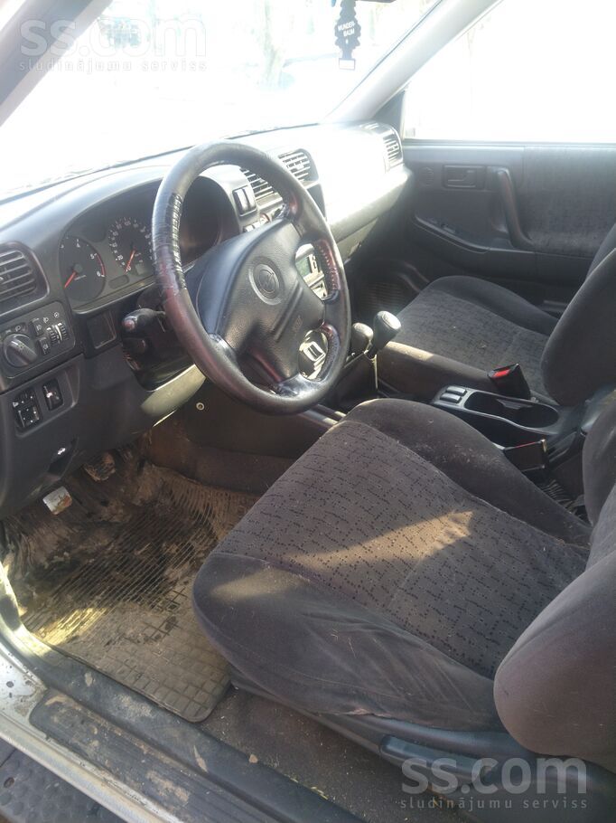 Pārdodu Opeli. Bija sagatavots iziet Ta, Bet nevar iedarbināt. Varētu būt sū