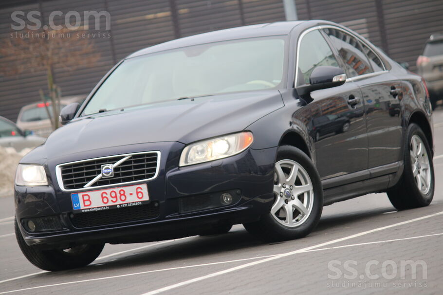 Volvo S80 2.4D5 136kw Summum. 
Nobraukums: 282 000 km
Pirmā reģistrācija: