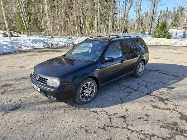 Volkswagen Golf 4 edition 1.9 tdi 81 kw .Auto laba tehniksas