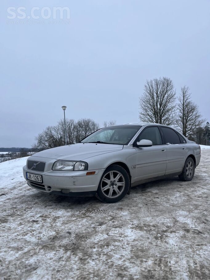 Volvo Sveiki, pārdodu vai mainu volvo s80 2, 4 benzīna d