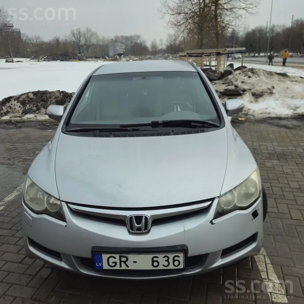 Honda Продам Honda civic на ходу работает все. 