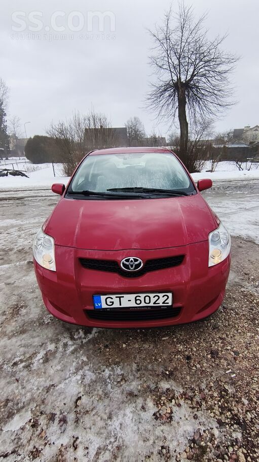 Toyota Pārdodam Toyota Auris 1.6, benzīns/gāze , automāts