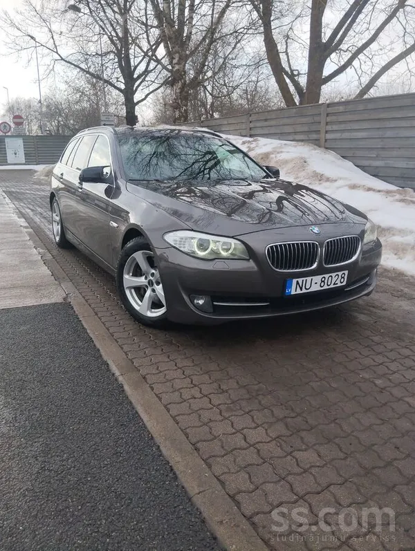 BMW Tiek pārdots 2011. gada BMW 525 (F11) ar jaudīgu u