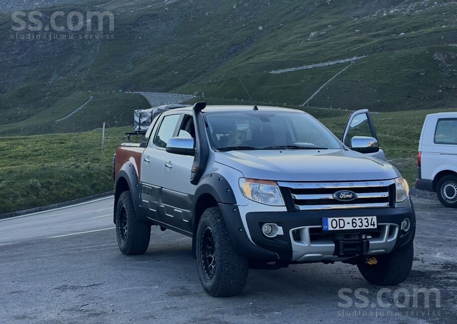 Ford Pārdodu Ford Ranger