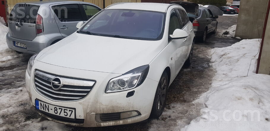 Opel Pārdodu Opel Insignia Sport Tourer 2.0 Dth dzinējs