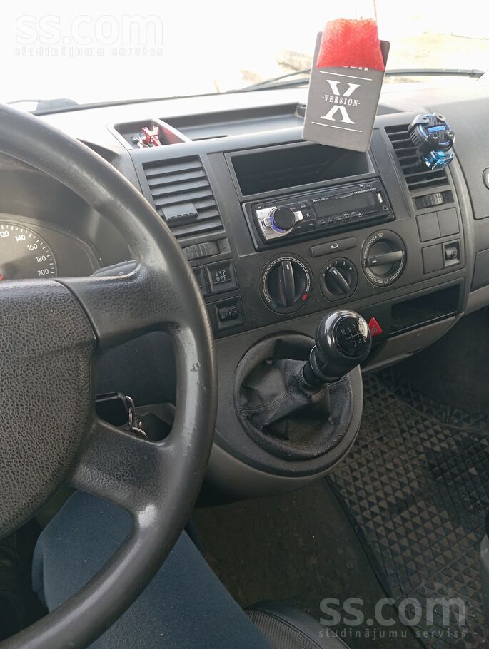 Volkswagen Цена только 3 дня. Виз. дефекти. а так всё ок.