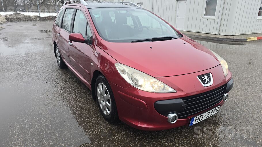 Tirgojas priekš saviem gadiem neslikti saglabājies peugeot 307 SW, ar 1.6 be
