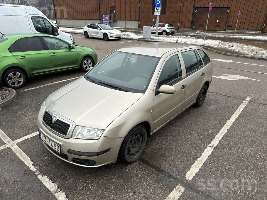 Авто полностью на ходу. Есть дефекты кузова (коррозия).
ТО до 25.03.2026 В