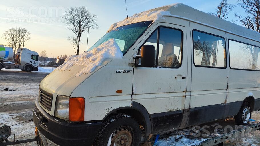Viss buss rezerves daļām, galva un motors bojāts, durvis ir. Atrodas Zaķumui