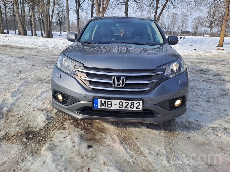 Pārdodu Honda Cr-V, 2013. gada.
Labā stāvoklī.
Latvijā 1 īpašnieks.
Sī