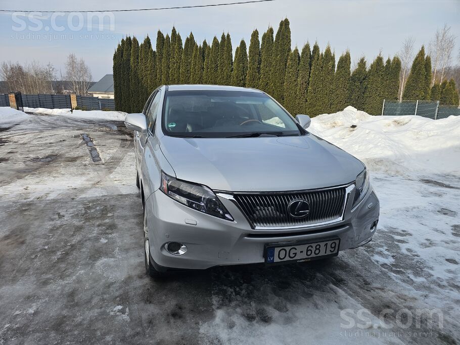 Машина в очень хорошем состоянии. пневмо подвеска. в Германии был один хозяи