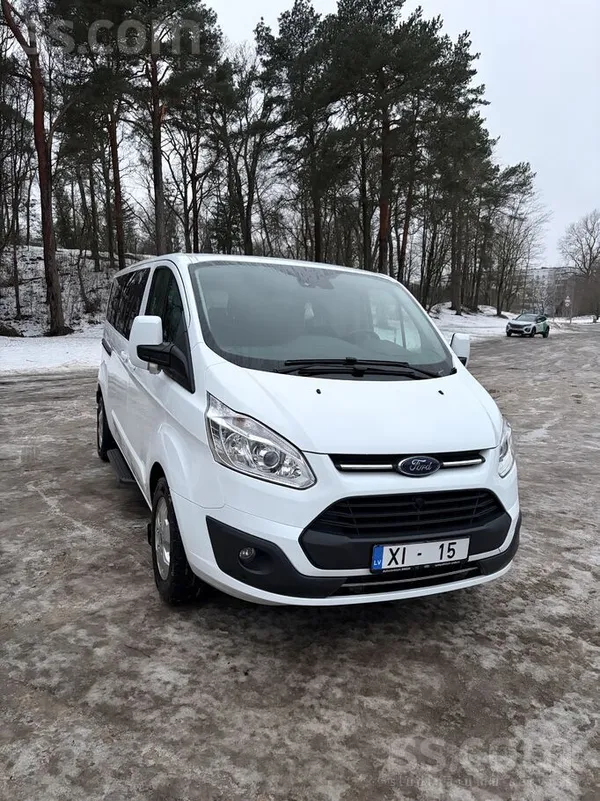 Ford Pārdod Ford Tourneo Custom Long 9 vietas, automāts
