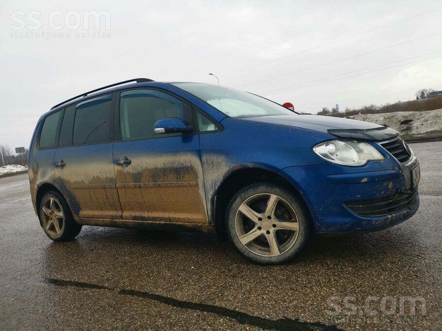 Volkswagen Steidzami. Auto labā kārtībā regulāri pieskatīts. 