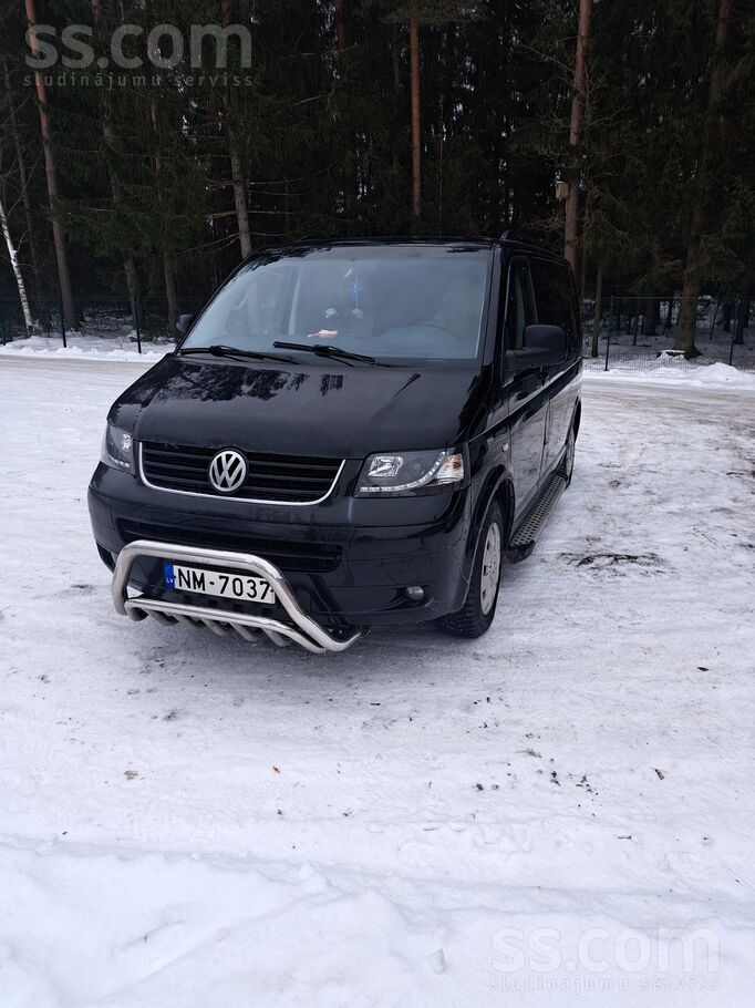 Sakarā ar mazāka auto iegādi tiek tirgots
Volkswagen Multivan ar uzticamo 1