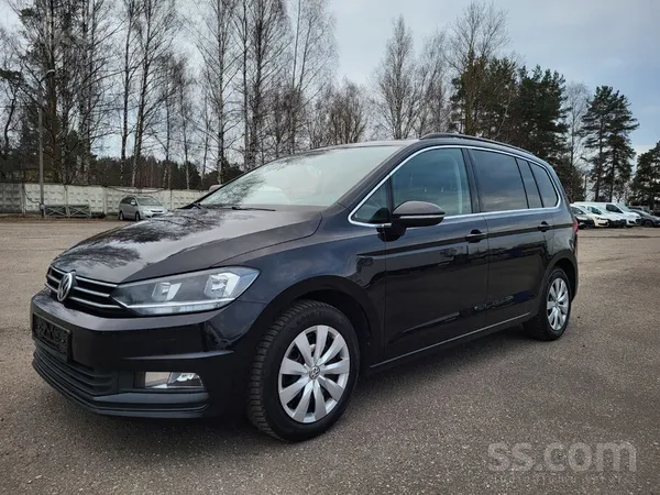Volkswagen VW Touran 1.2i 81kw Benzins. 