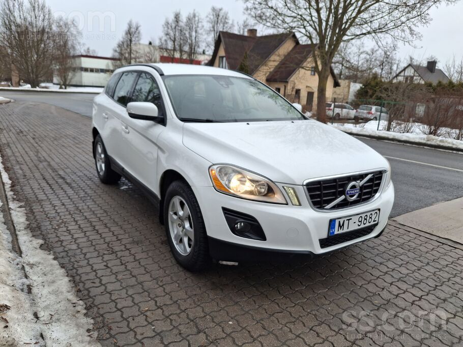 Volvo Pārdodu savu Volvo, manā īpašumā 4 gadi, ja ir jau