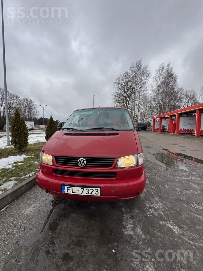 Volkswagen Продаю отличный 9-и местный бус, 1999 г. 2, 5 бенз