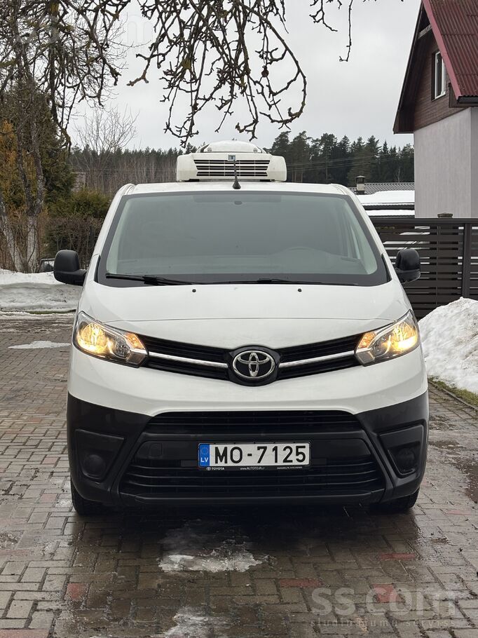 Pārdod Toyota Proace Long ar Termoking dzesēšanas sistēmu (+2/+6C). Auto teh