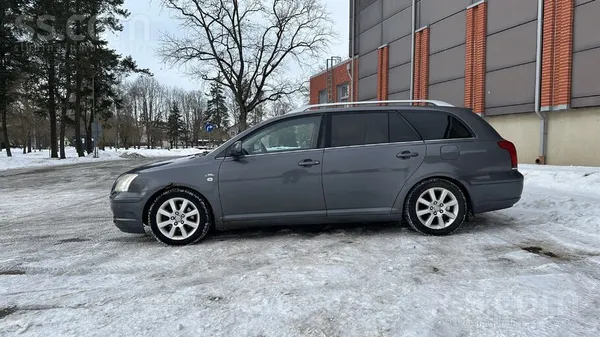 Toyota Pārdodu Toyota Avensis 2, 2 D-Cat(177Z/130Kw). 