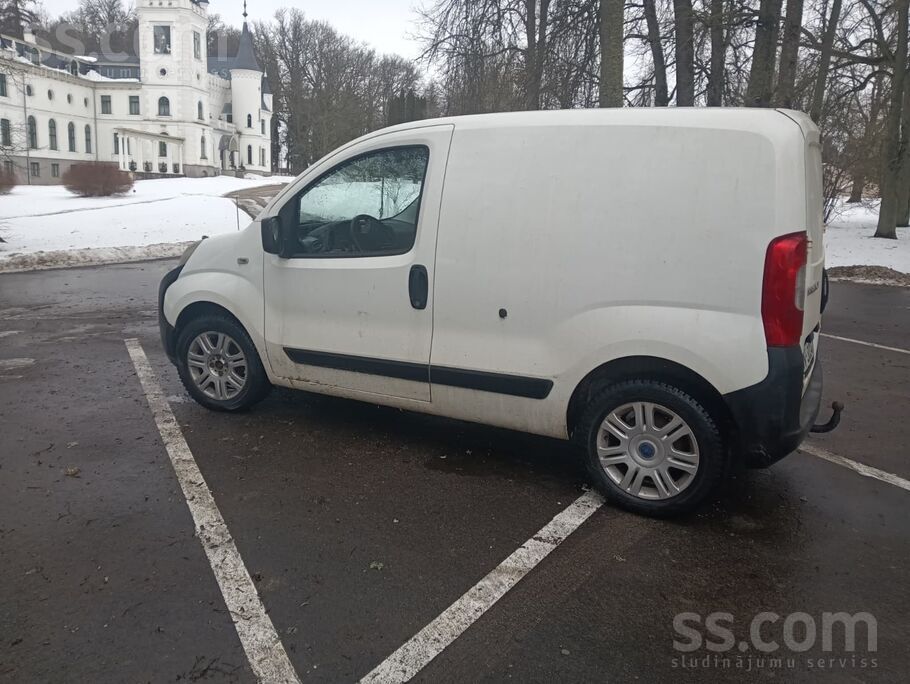 Peugeot Bipper ar dīzeļa dzinēju. Nav lietots apmēram 9 mēnešus, izbraukts l